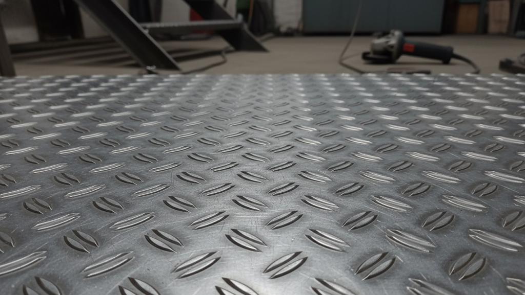 рифленый лист